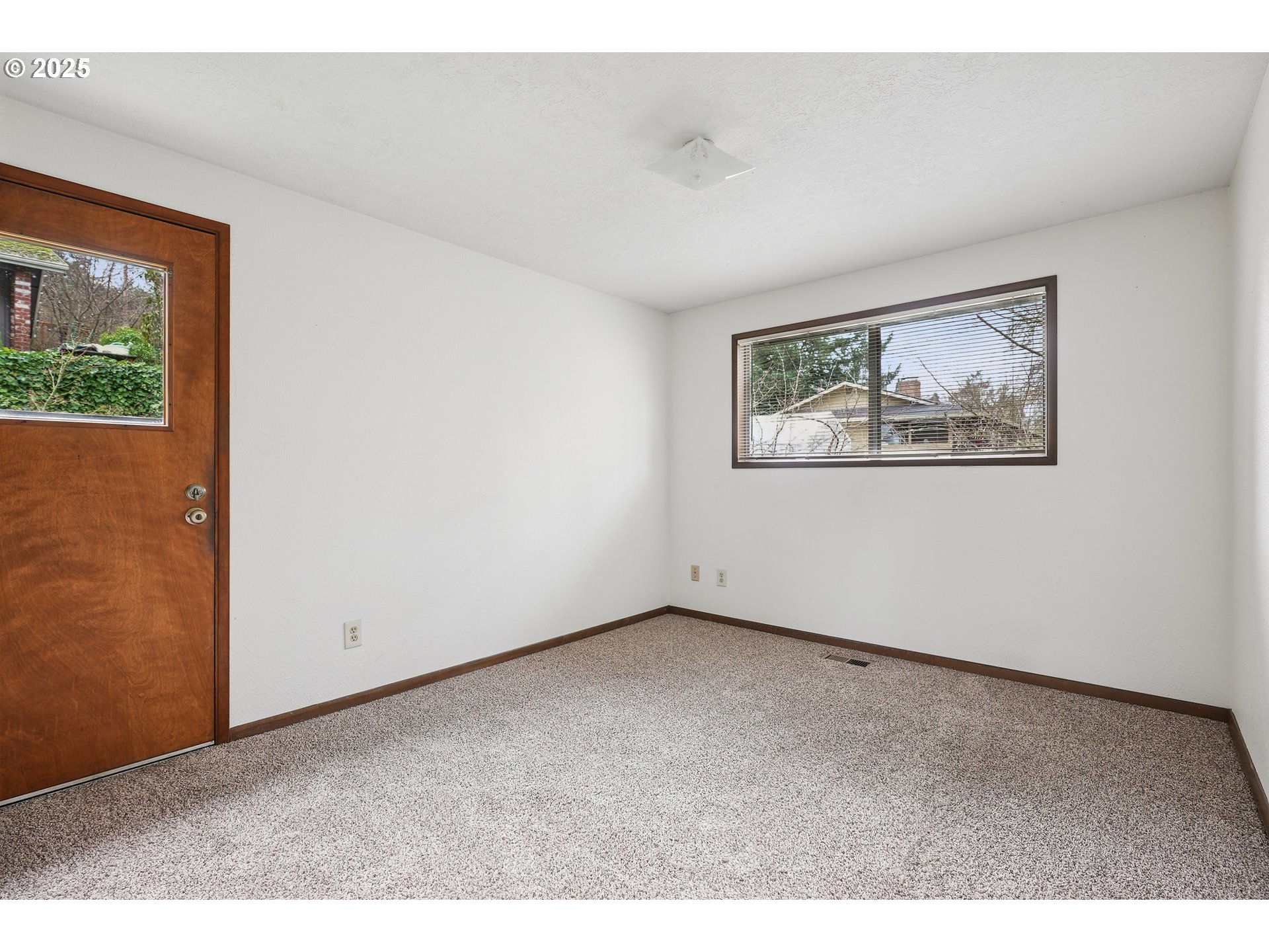 1834 Southwest Miles Street Portland, OR 97219 - Photo 37 of 42