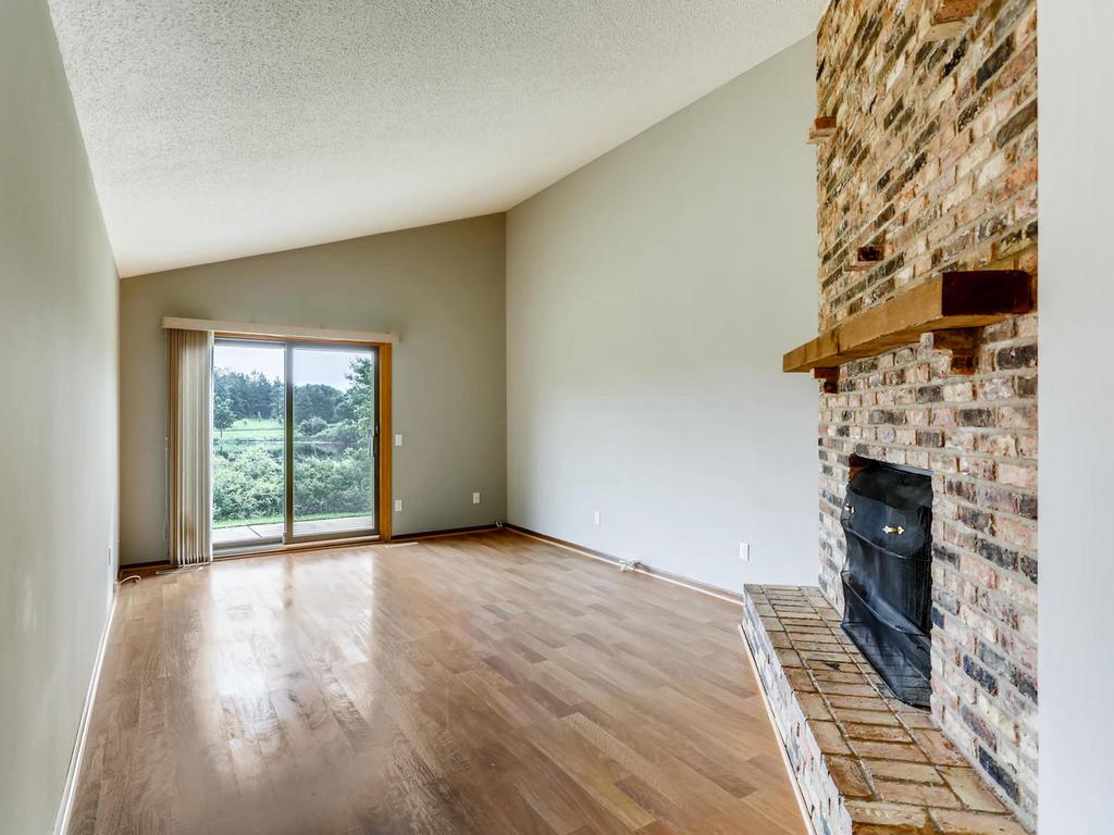 14620 Embry Path Apple Valley, MN 55124 - Photo 2 of 24 Gallery Image 2