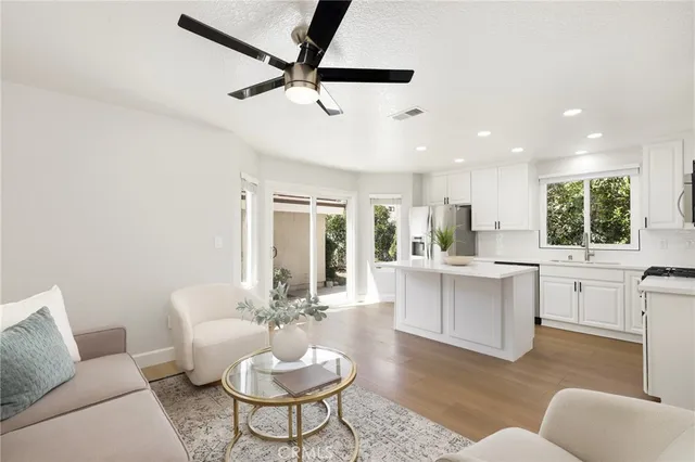 $4,500 | 226 Greenmoor, Irvine, CA 92614