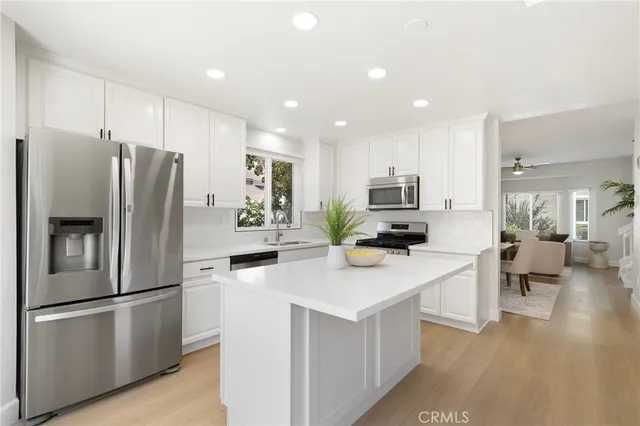 $4,500 | 226 Greenmoor, Irvine, CA 92614