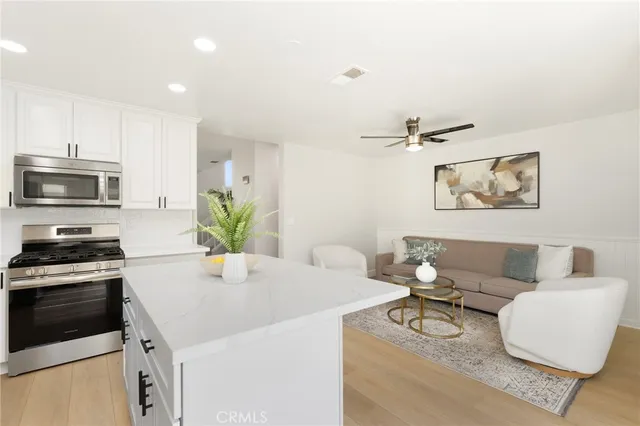 $4,500 | 226 Greenmoor, Irvine, CA 92614