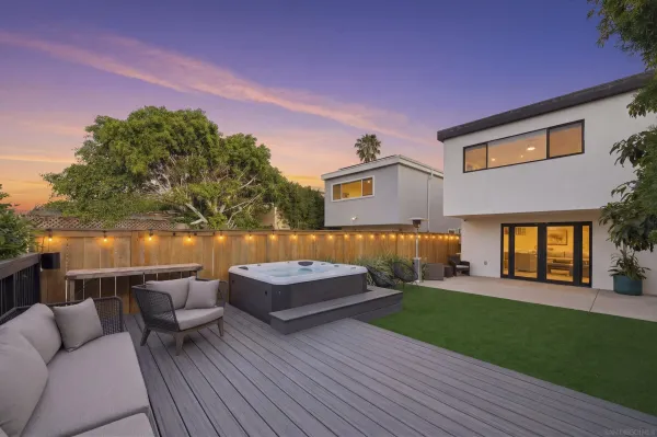 $1,599,000 | 2354 Chalcedony Street, San Diego, CA 92109