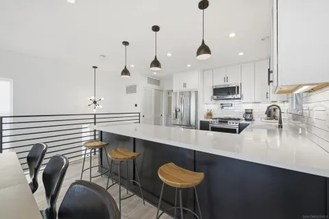 $1,599,000 | 2354 Chalcedony Street, San Diego, CA 92109