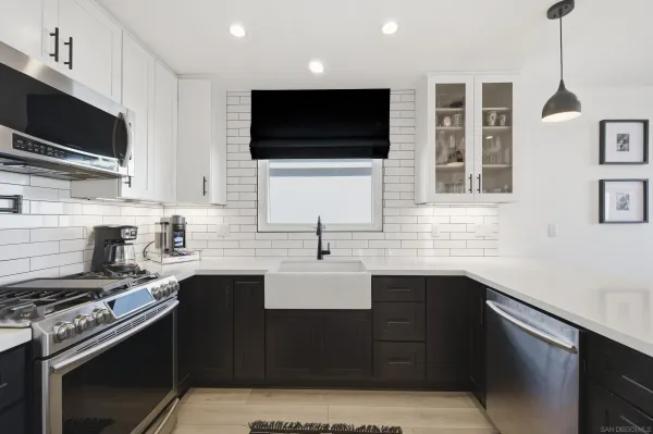 $1,599,000 | 2354 Chalcedony Street, San Diego, CA 92109
