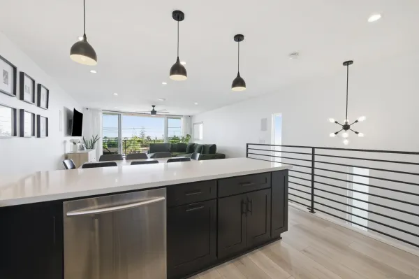 $1,599,000 | 2354 Chalcedony Street, San Diego, CA 92109