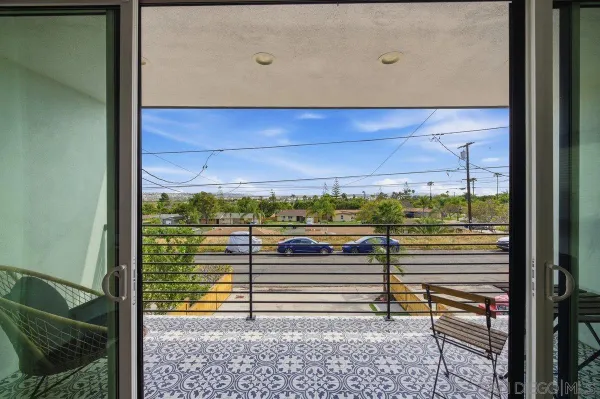 $1,599,000 | 2354 Chalcedony Street, San Diego, CA 92109