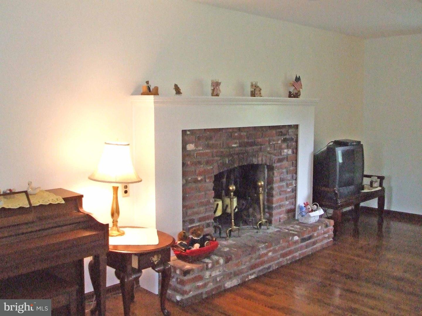 3430 Highway 212 Riegelsville, PA 18077 - Photo 6 of 16 Gallery Image 6