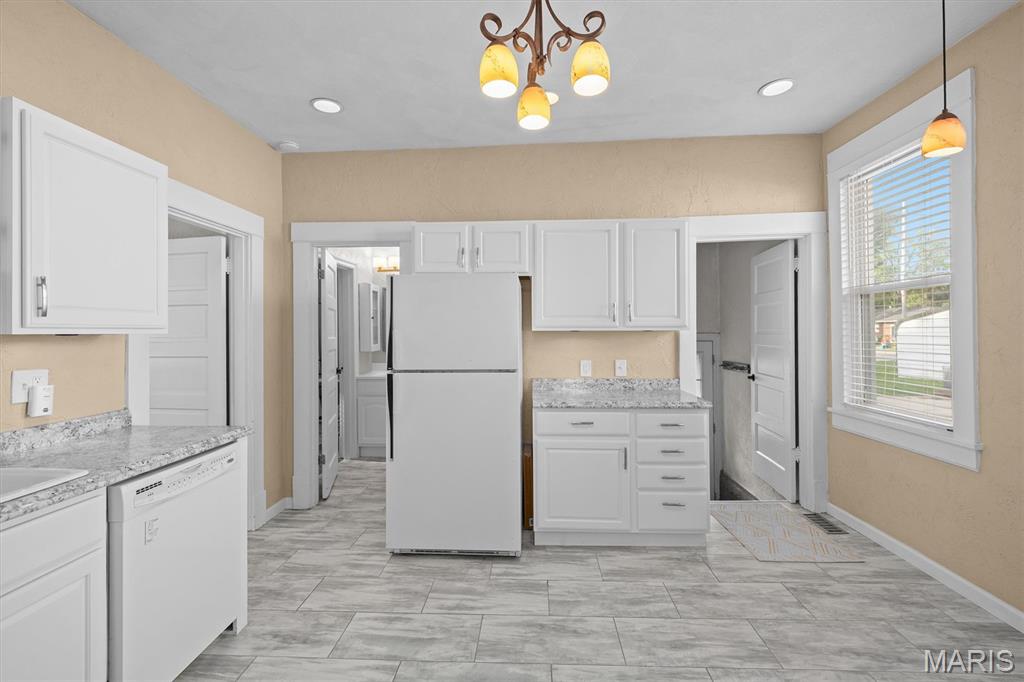 418 East Adams Street O'Fallon, IL 62269 - Photo 10 of 33