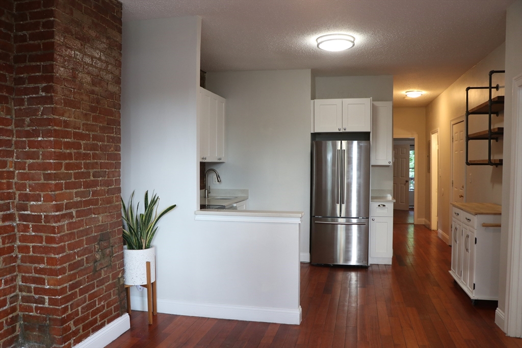 320 Warren Street, Unit 2 Boston, MA 02119 - Photo 8 of 22 Gallery Image 8