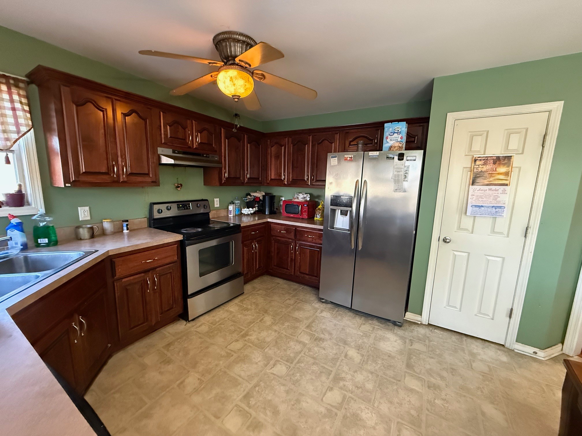 141 Foxrun Springfield, TN 37172 - Photo 8 of 27