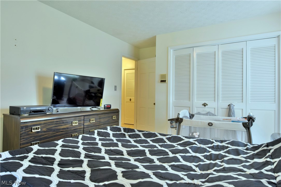 229 Pheasant Run Road Southeast Warren, OH 44484 - Photo 26 of 35 Gallery Image 26