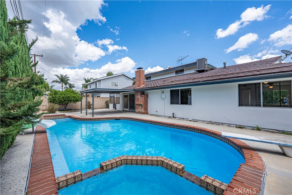 1362 Mauna Loa Road Tustin, CA 92780 - Photo 36 of 38