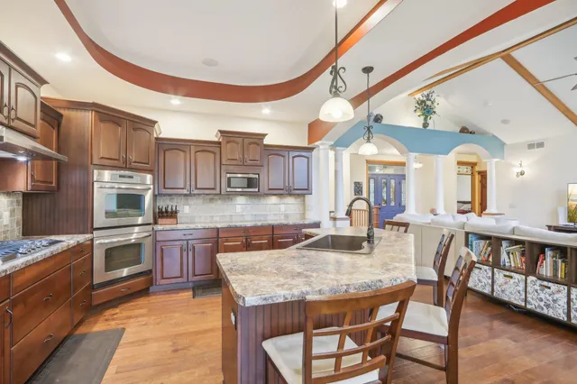 $675,000 | 3811 Riege, Deerfield, WI 53531