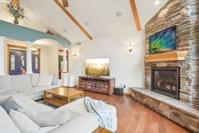 $675,000 | 3811 Riege, Deerfield, WI 53531