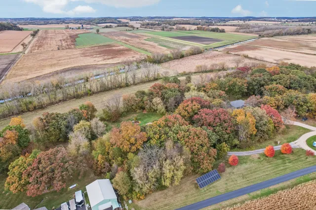 $675,000 | 3811 Riege, Deerfield, WI 53531