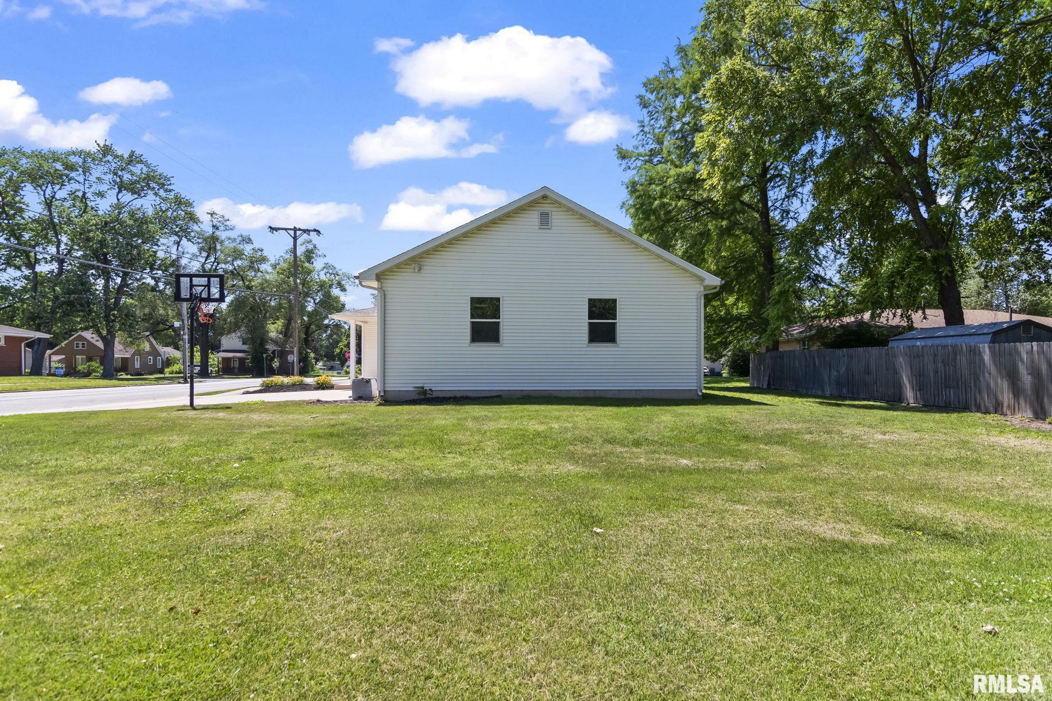 3252 South 2nd Street Springfield, IL 62703 - Photo 30 of 33