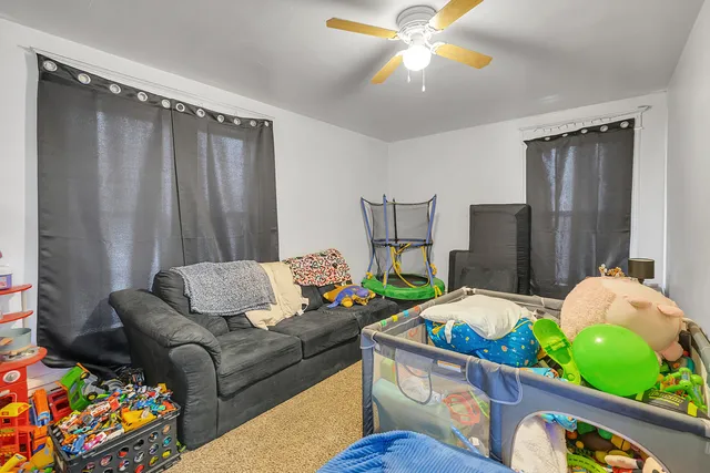 $289,000 | 118 West Donovan Avenue, Woodstock, IL 60098