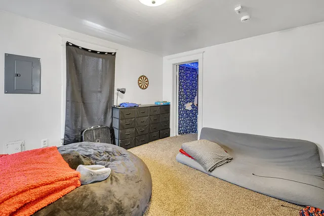 $289,000 | 118 West Donovan Avenue, Woodstock, IL 60098