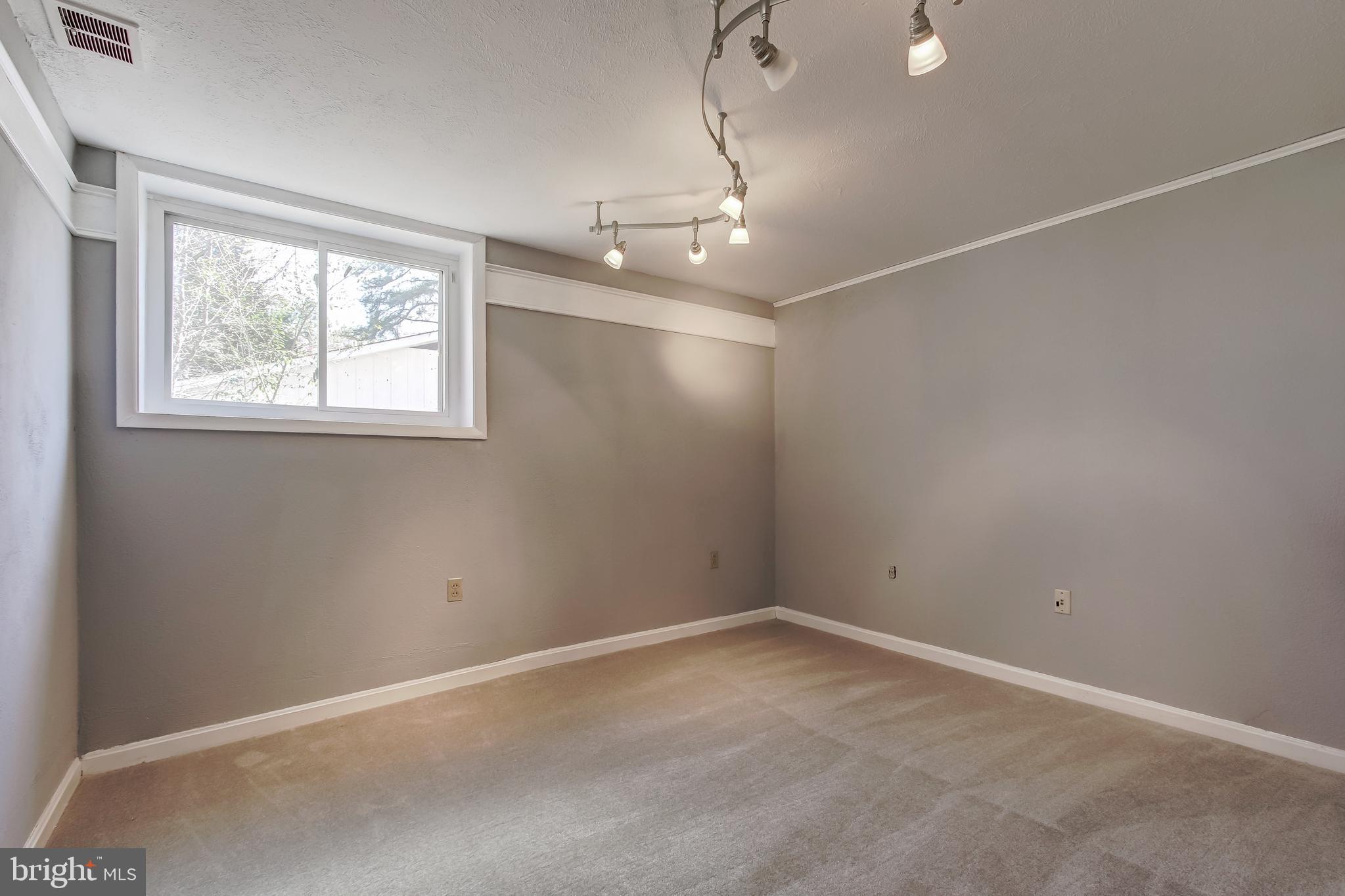 3608 Lakota Road Alexandria, VA 22303 - Photo 24 of 32 5th Bedroom or Den with Walk-In Closet Lower Level