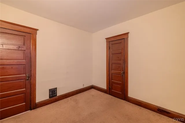 $219,900 | 1204 Oak Street, Unit 6, Syracuse, NY 13203