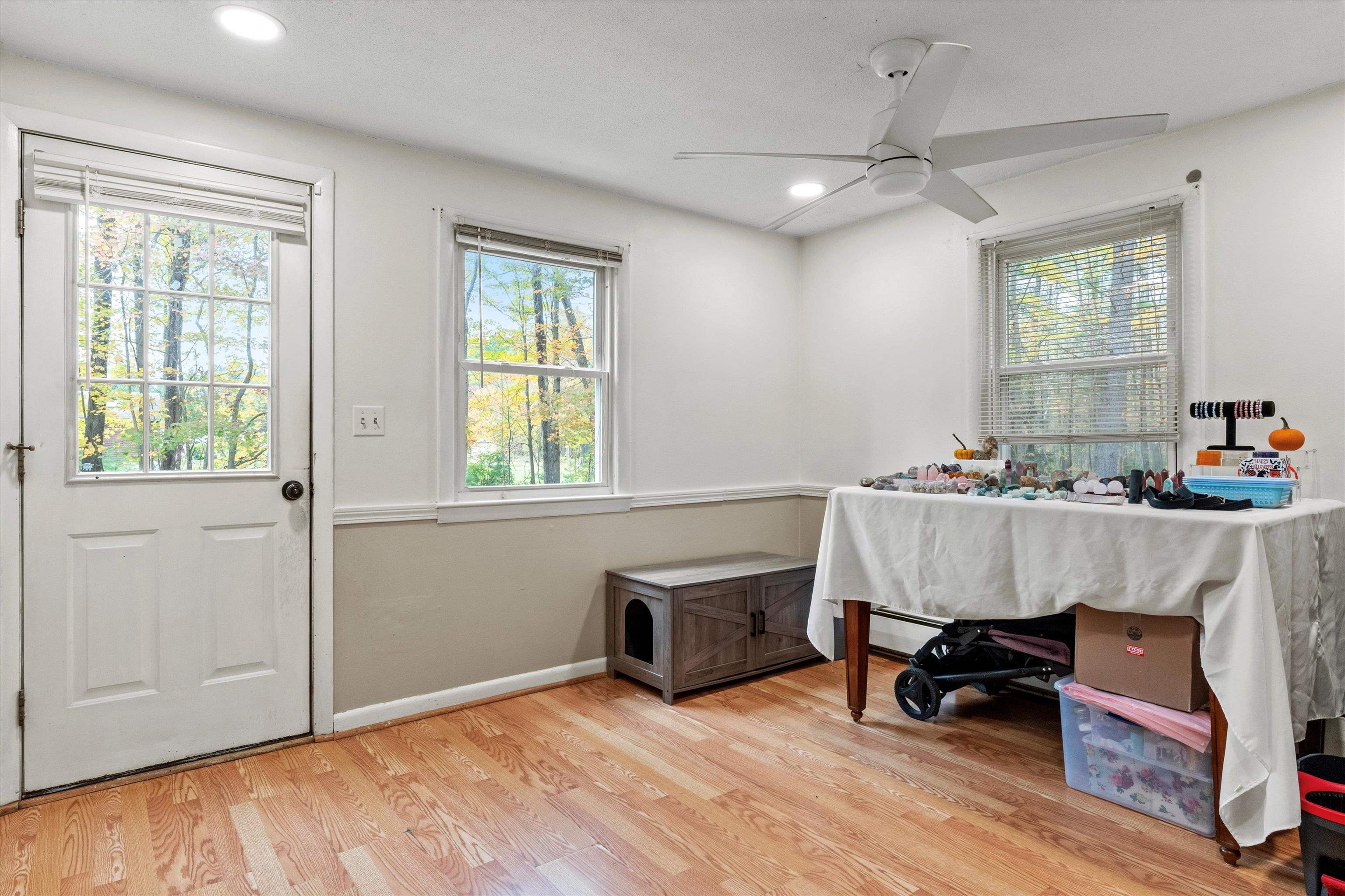 570 Hooksett Road Auburn, NH 03032 - Photo 23 of 59
