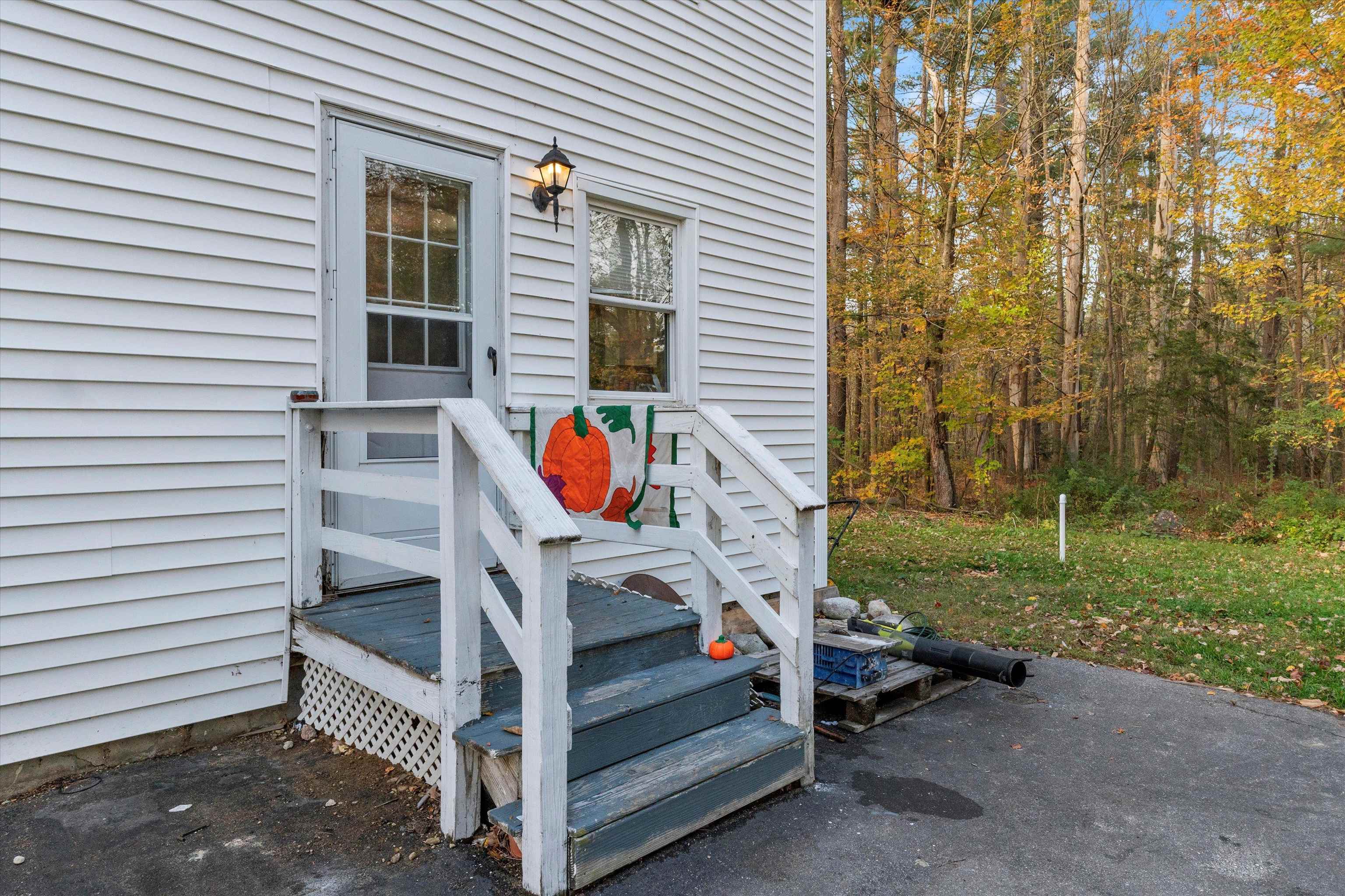 570 Hooksett Road Auburn, NH 03032 - Photo 43 of 59