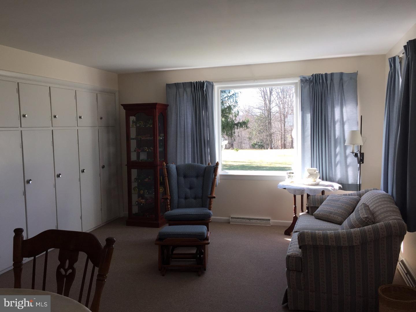 402 Upper Stump Road Chalfont, PA 18914 - Photo 7 of 19 Family Room