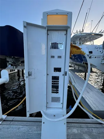 $595,000 | 1901 Brickell Avenue, Miami, FL 33129