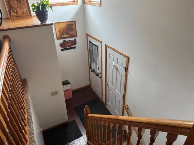 $1,995 | 300 21st Avenue Southwest, Cambridge, MN 55008