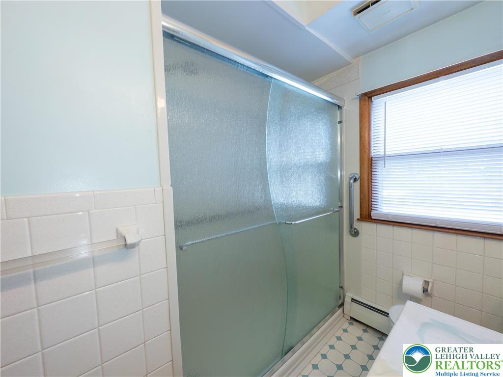 1735 Greenleaf Street Bethlehem, PA 18017 - Photo 25 of 48