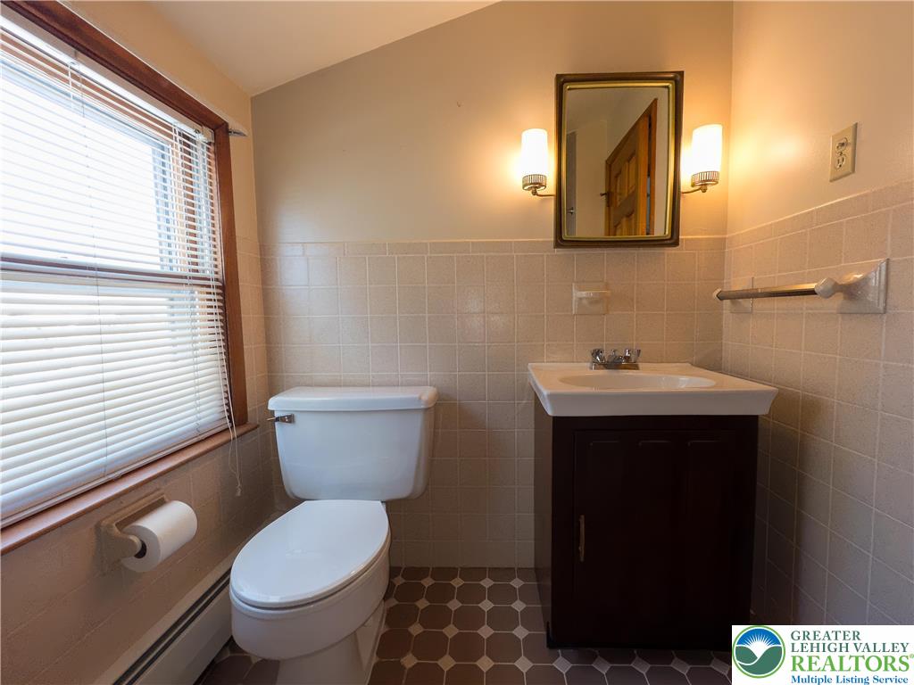 1735 Greenleaf Street Bethlehem, PA 18017 - Photo 31 of 48