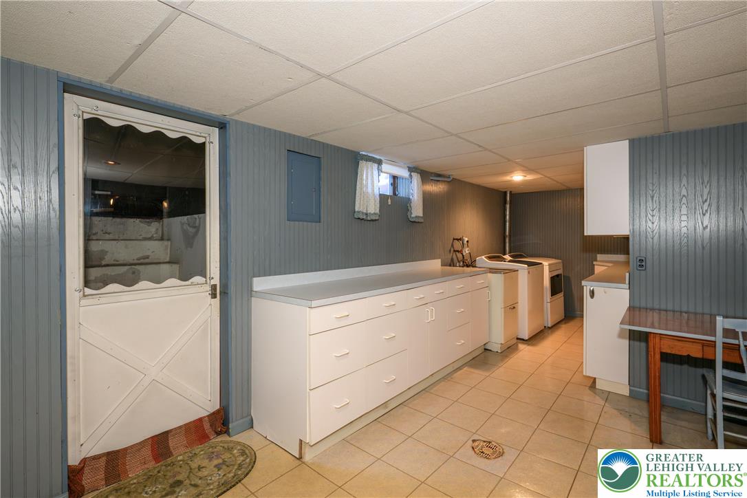 1735 Greenleaf Street Bethlehem, PA 18017 - Photo 39 of 48