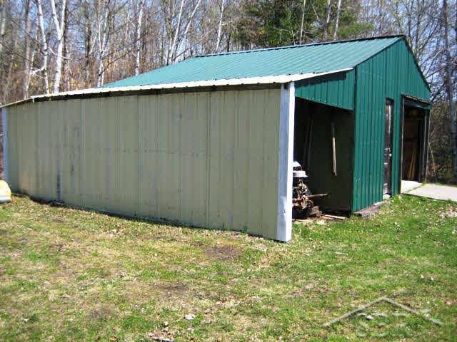 2371 East Cody Estey Road Pinconning, MI 48650 - Photo 7 of 7 20034817-15.JPG