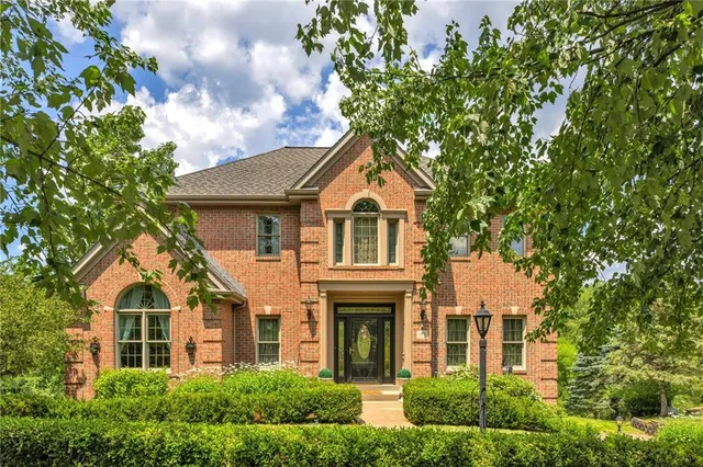 $735,900 | 113 Middleground Place, Cranberry Township, PA 16066