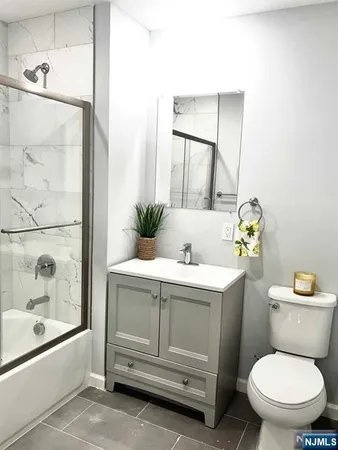 $2,200 | 48 Spruce Avenue, Unit 105, Ridgefield Park, NJ 07660