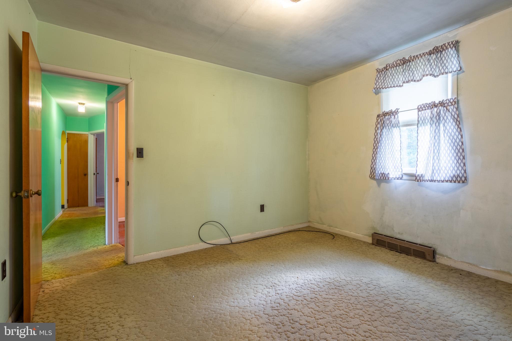 2967 Upper Ridge Road Pennsburg, PA 18073 - Photo 22 of 35