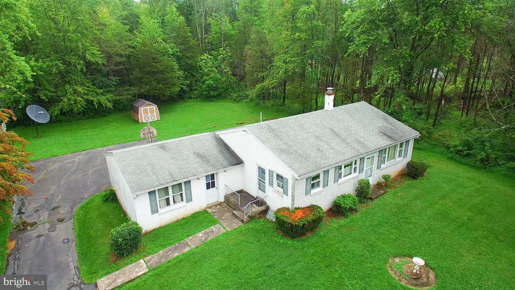 2967 Upper Ridge Road Pennsburg, PA 18073 - Photo 8 of 35