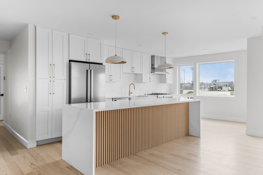 595 Broadway, Unit 301 Somerville, MA 02145 - Photo 2 of 15