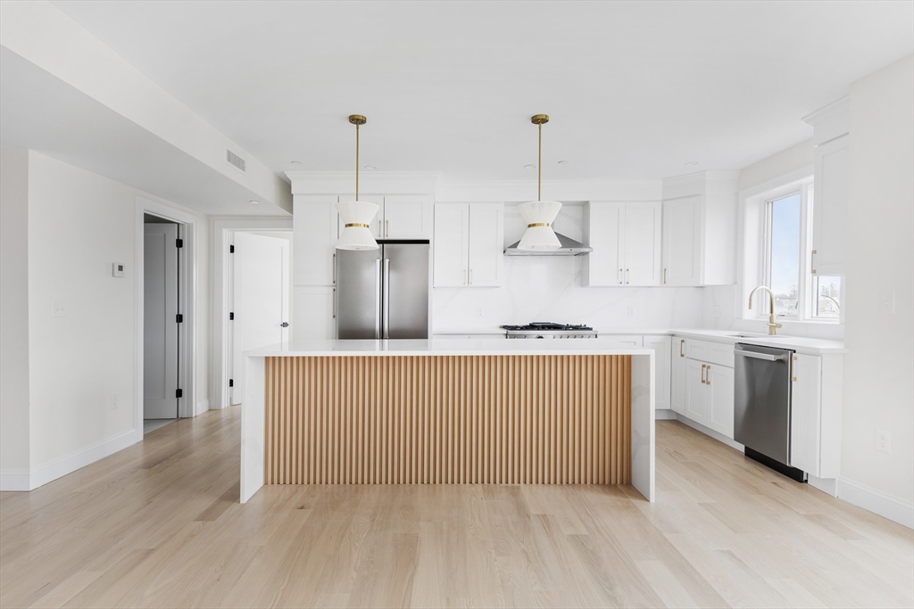 595 Broadway, Unit 301 Somerville, MA 02145 - Photo 4 of 15