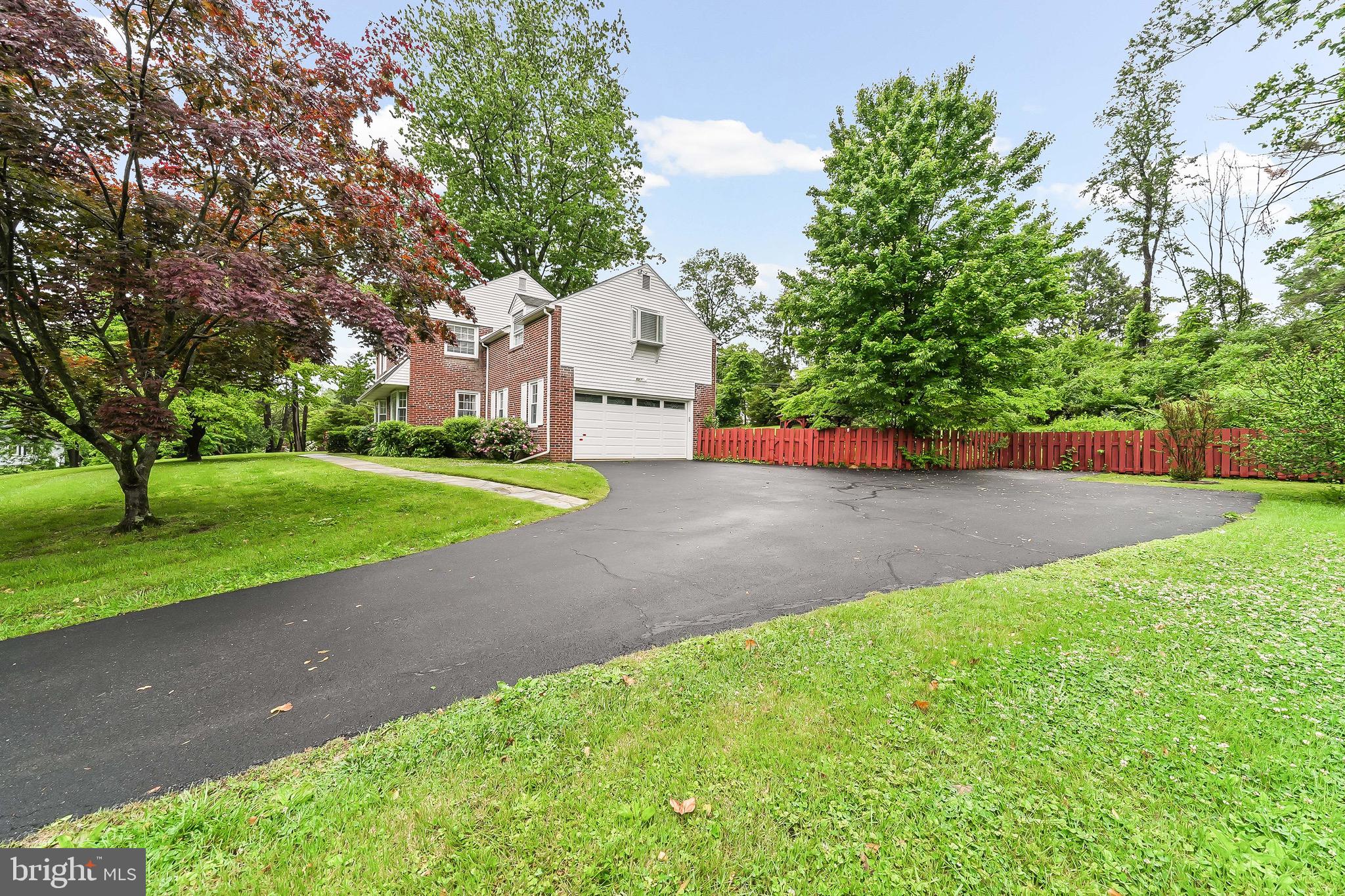 205 Plush Mill Road Wallingford, PA 19086 - Photo 3 of 40