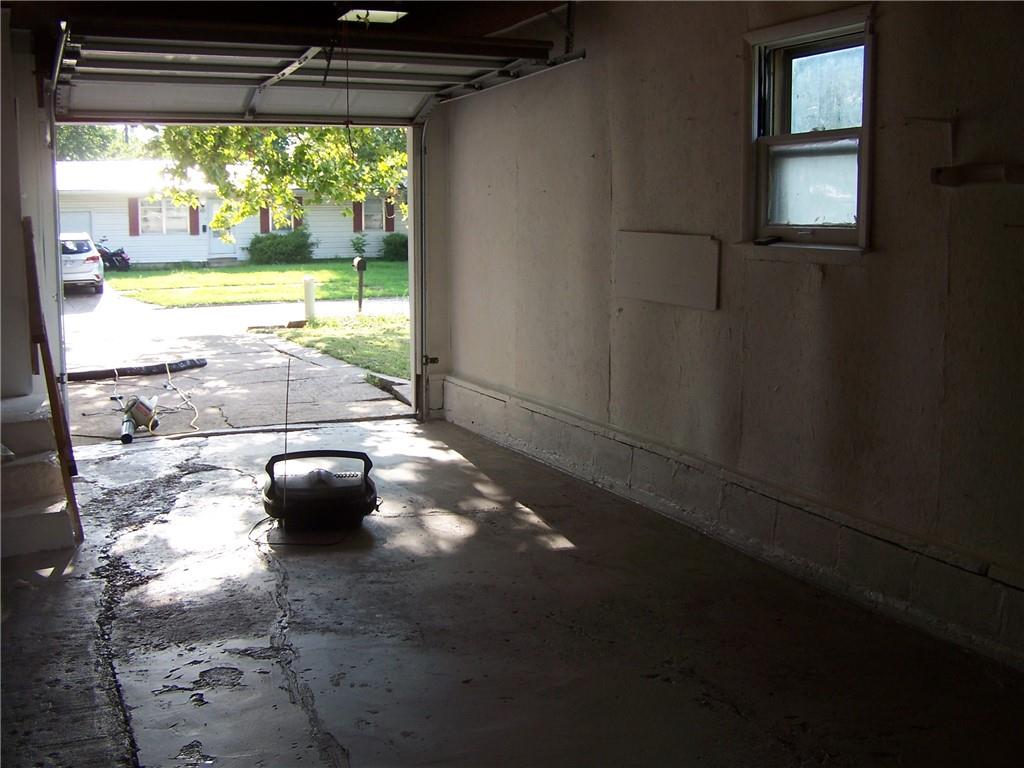 308 South 17th Street Independence, KS 67301 - Photo 21 of 28