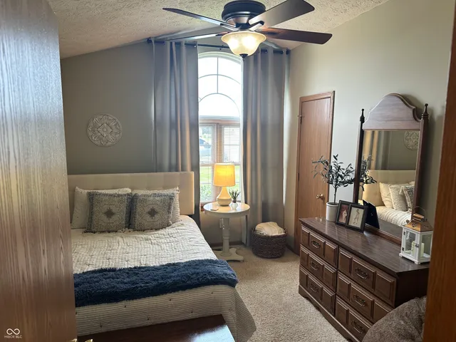 $325,000 | 18 Hickory Lane East, Crawfordsville, IN 47933