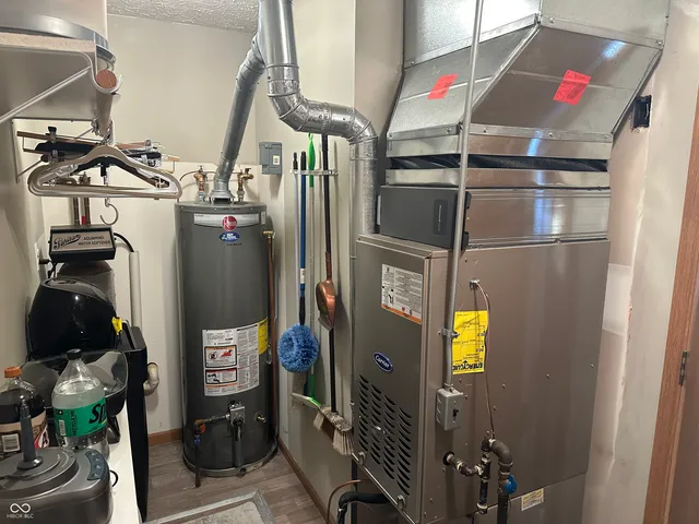 $325,000 | 18 Hickory Lane East, Crawfordsville, IN 47933