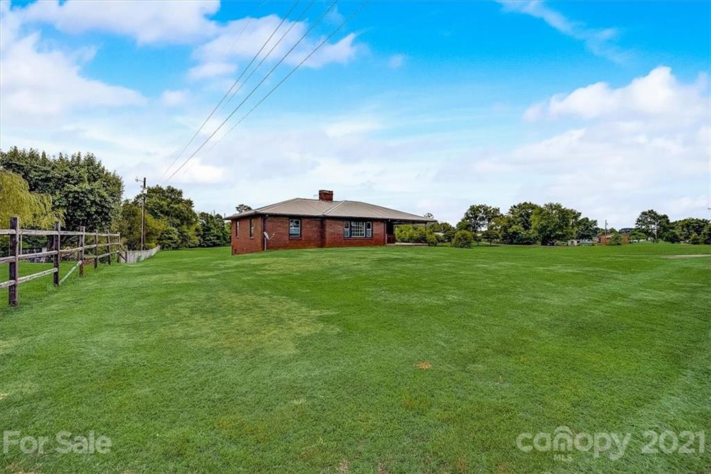 371 Kelly Road Forest City, NC 28043 - Photo 2 of 46 Gallery Image 2