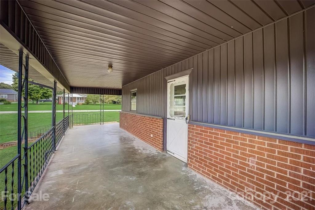 371 Kelly Road Forest City, NC 28043 - Photo 7 of 46 Gallery Image 7
