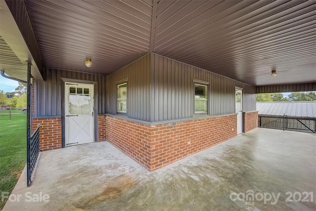 371 Kelly Road Forest City, NC 28043 - Photo 8 of 46 Gallery Image 8