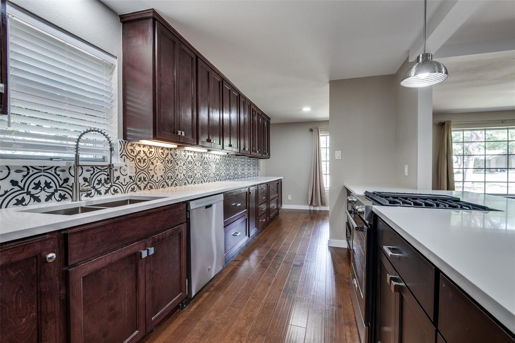 10908 Colbert Way Dallas, TX 75218 - Photo 8 of 22