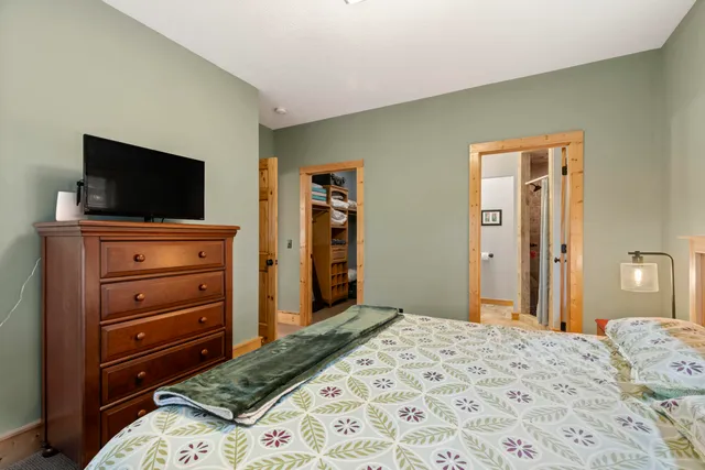 $869,000 | 7944 Manitou Court, Thompsonville, MI 49683