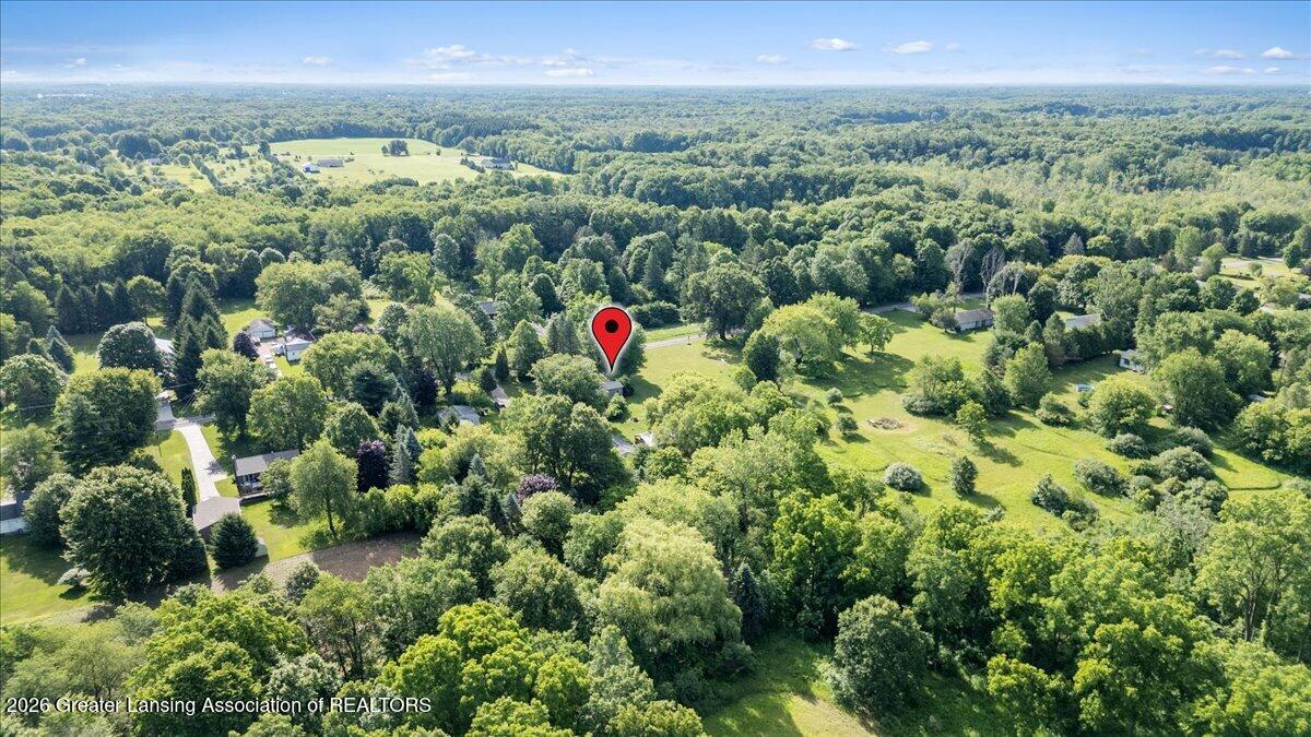 1436 Kelly Road Mason, MI 48854 - Photo 6 of 48