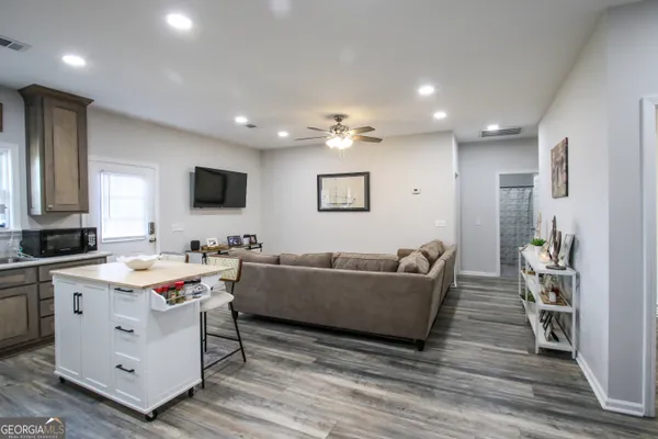 $235,000 | 11769 Henry Street, Collins, GA 30421